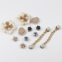 Load image into Gallery viewer, DIY Accessories Shoe Charms Flowers Pearl Princess Elegant Little Fragrance Style Shoe Buckle BS0002
