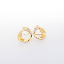 Load image into Gallery viewer, Maya Twisted Earrings E02498G
